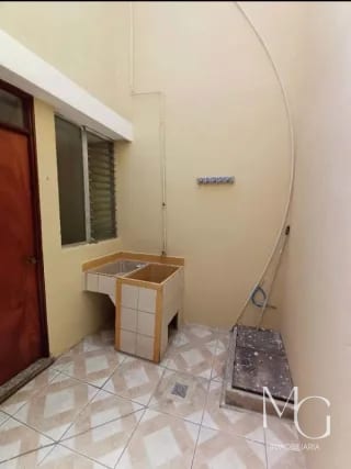 Casa en renta en zona 16 — Casa en Venta en Zona 16, Guatemala, Ciudad — miniatura 3 de 9