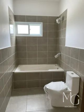 CASA EN VENTA PARA ESTRENAR, TRIVENTO DE SAN VICENTE, FRAIJANES — Casa en Venta en Carretera a El Salvador, Guatemala, Ciudad — miniatura 4 de 9