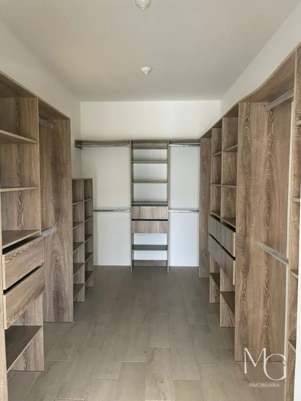 CASA EN VENTA PARA ESTRENAR, TRIVENTO DE SAN VICENTE, FRAIJANES — Casa en Venta en Carretera a El Salvador, Guatemala, Ciudad — foto 3 de 9