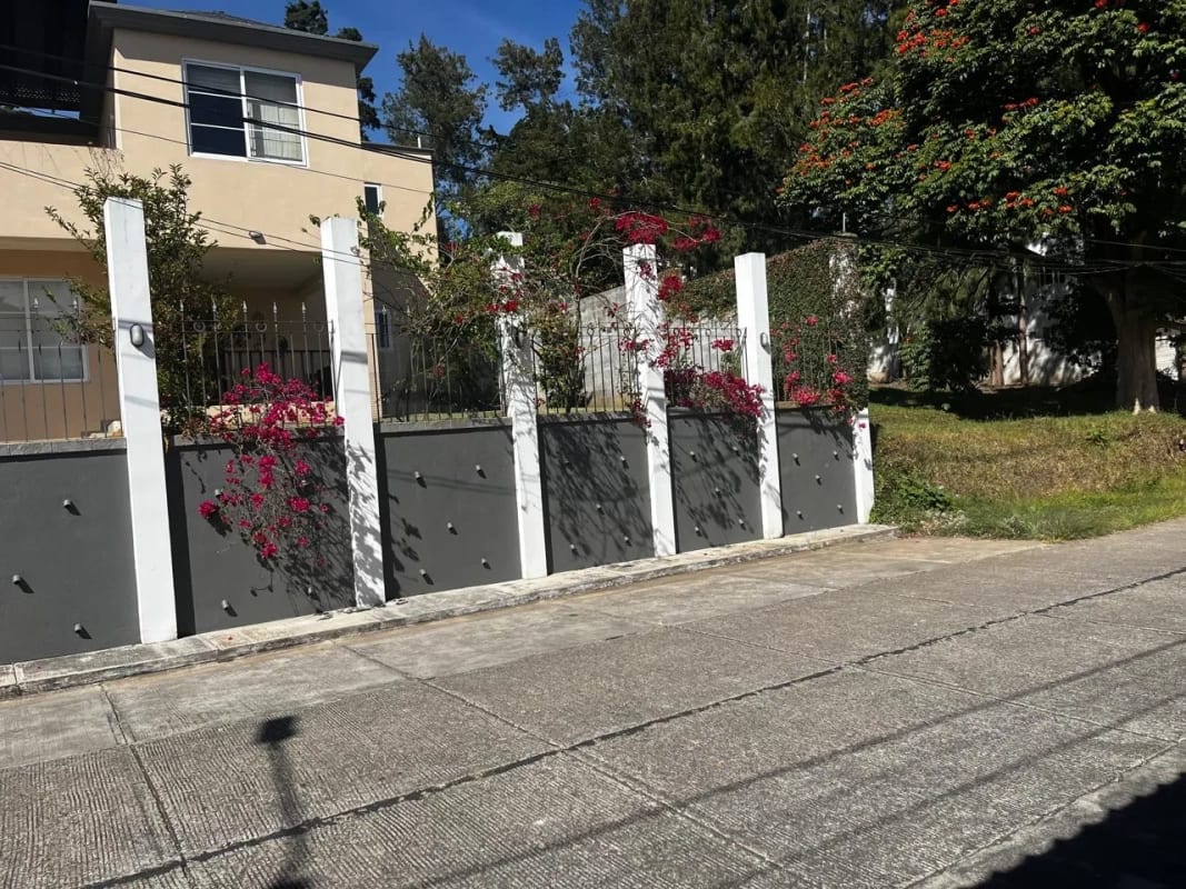 VENDO CASA KM16.5 CARRETERA A EL SALVADOR DENTRO DE LINDO CONDOMINIO — Casa en Venta en Carretera a El Salvador, Guatemala, Ciudad — foto 1 de 16