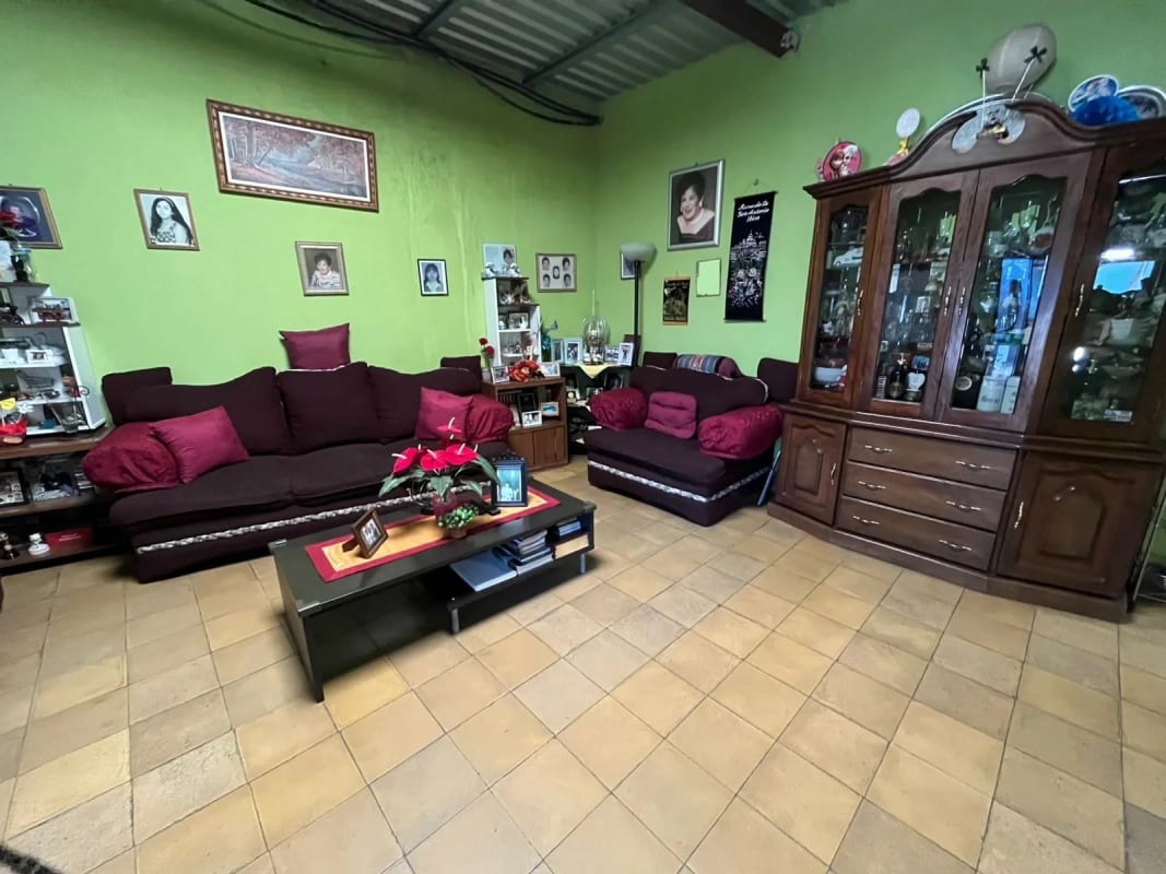 CASA EN VENTA COLONIA SANTA MARIA VILLA NUEVA — Casa en Venta en Villa Nueva, Guatemala, Ciudad — foto 1 de 13
