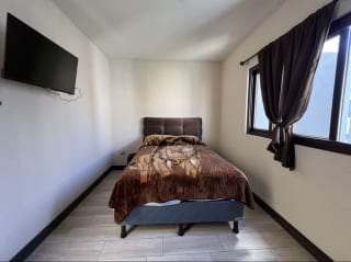 Venta de casa Amueblada y Equipada en Hacienda Las Mercedes I — Casa en Venta en San José Pinula, Guatemala, Ciudad — miniatura 3 de 15