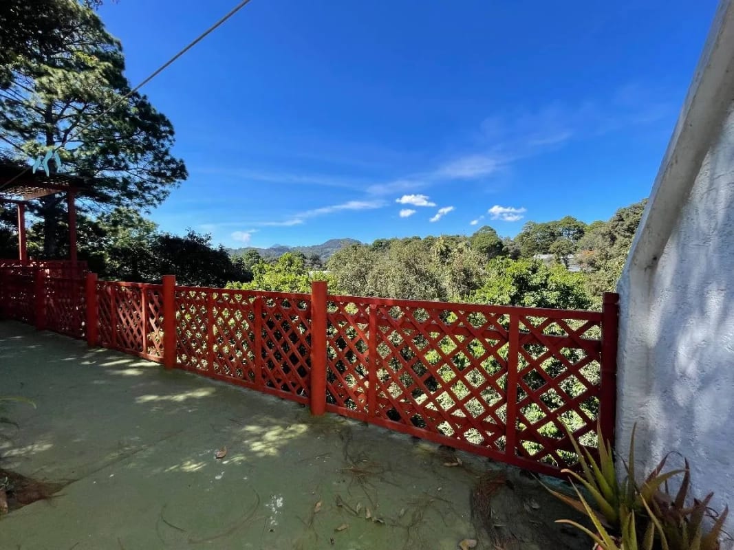 VENDO CASA EN SAN LUCAS. KM 26.5 CARRETERA ITERAMERICANA. RESIDENCIAL ANDALUCIA. 4 DORMITORIOS — Casa en Venta en San Lucas Sacatepéquez, Sacatepéquez — foto 13 de 17