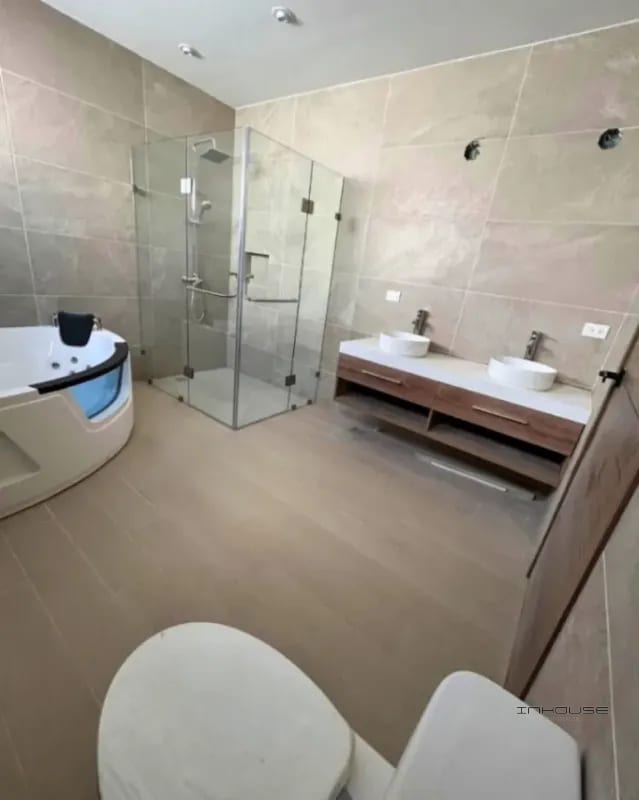 CASA EN VENTA EN ZONA 16 EN PLANOS — Casa en Venta en Hacienda Real, Zona 16, Guatemala, Ciudad — foto 9 de 14