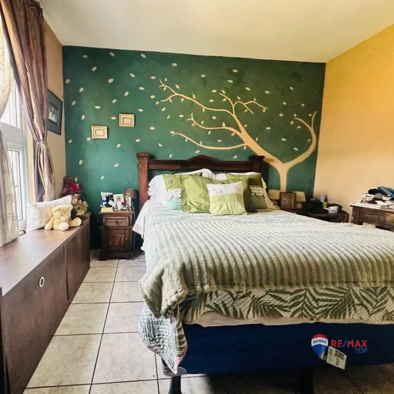 CASA EN COND. SANTA BARBARA, SAN CRISTÓBAL — Casa en Venta en Zona 8 Mixco, Guatemala, Ciudad — foto 7 de 10