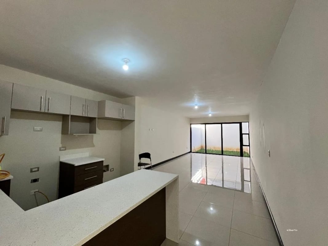 Casa en Venta Hacienda Real Zona 16 - 3 Habitaciones — Casa en Venta en Hacienda Real, Zona 16, Guatemala, Ciudad — foto 1 de 13