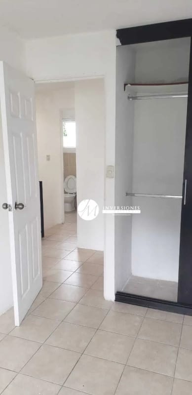 casa en venta en carretera al salvador — Casa en Venta en Carretera a El Salvador, Guatemala, Ciudad — foto 5 de 6