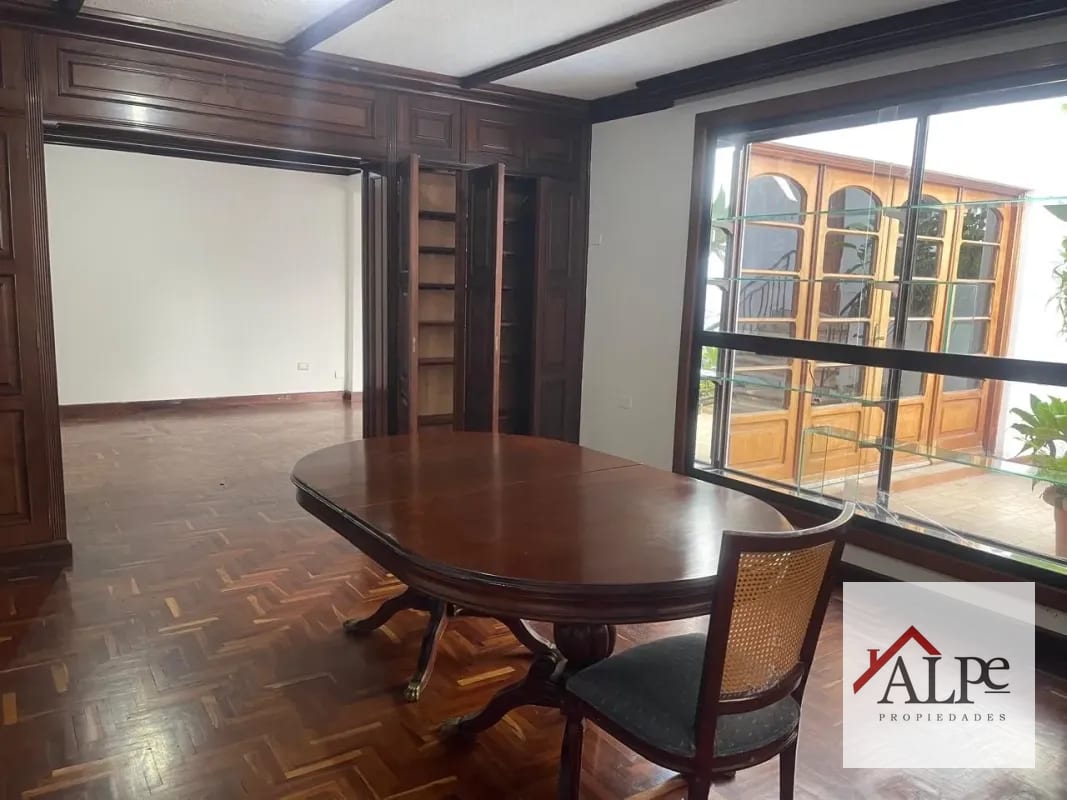 CASA EN VENTA LA VILLA ZONA 14 — Casa en Venta en Zona 14, Guatemala, Ciudad — foto 6 de 8