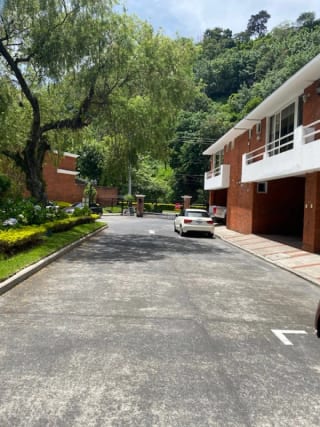 Townhouse en venta Cañadas de Elgin — Casa en Venta en cañadas de elgin, Zona 13, Guatemala, Ciudad — miniatura 3 de 3