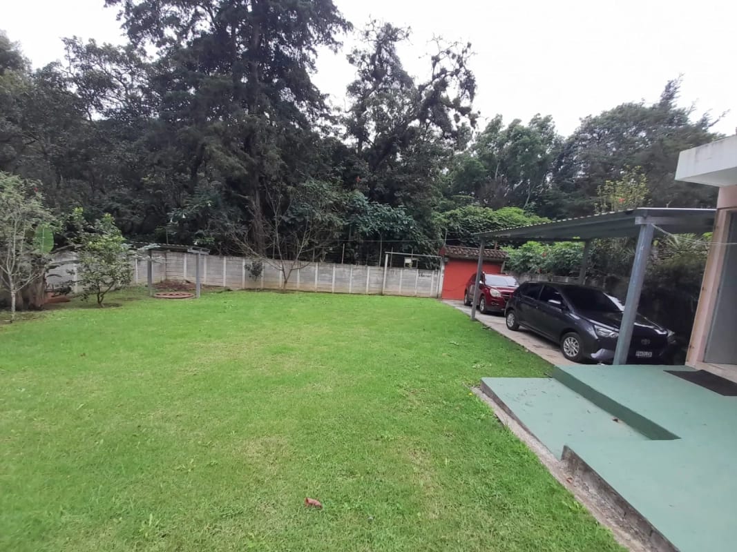 VENDO HERMOSA GRANJA EN EL MANZANILLO, SACATEPÉQUEZ — Casa en Venta en San Lucas Sacatepéquez, Sacatepéquez — foto 14 de 17