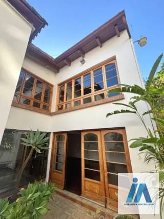 CASA EN VENTA - 📍Residenciales Mallorca, zona 14 _Una residencia única con acabados de caoba y amplio jardín_ — Casa en Venta en Zona 14, Guatemala, Ciudad — miniatura 11 de 16