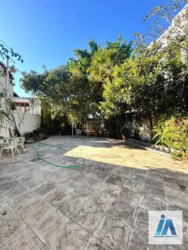 CASA EN VENTA - 📍Residenciales Mallorca, zona 14 _Una residencia única con acabados de caoba y amplio jardín_ — Casa en Venta en Zona 14, Guatemala, Ciudad — foto 10 de 16