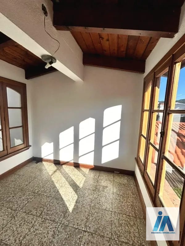 CASA EN VENTA - 📍Residenciales Mallorca, zona 14 _Una residencia única con acabados de caoba y amplio jardín_ — Casa en Venta en Zona 14, Guatemala, Ciudad — foto 5 de 16