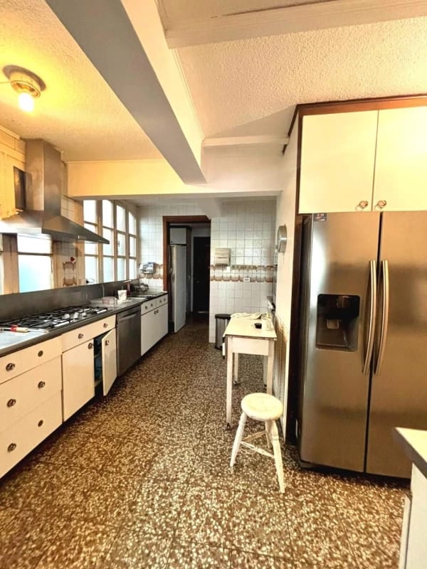 CASA EN VENTA - AMPLIO JARDÍN - MALLORCA LA VILLA ZONA 14 — Casa en Venta en Zona 14, Guatemala, Ciudad — foto 6 de 16