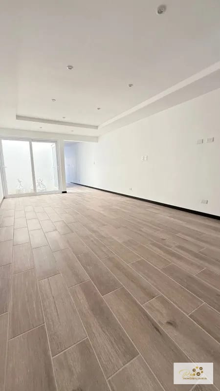 🏡 Casa para Estrenar en Venta – Zona 16, Hacienda Real — Casa en Venta en Zona 16, Guatemala, Ciudad — foto 13 de 16