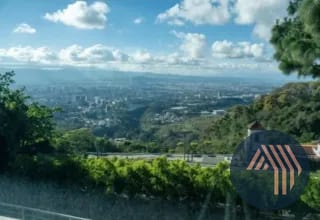VENTA DE HERMOSA Y AMPLIA CASA - LAS NUBES, KM 11.5 CES — Casa en Venta en km 11-15, Carretera a El Salvador, Guatemala, Ciudad — miniatura 9 de 15