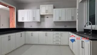 ZONA 16, VENDO CASA DE 2 NIVELES 4 HAB. / BOULEVARD ACATÁN — Casa en Venta en Zona 16, Guatemala, Ciudad — miniatura 10 de 13