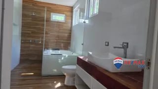 ZONA 16, VENDO CASA DE 2 NIVELES 4 HAB. / BOULEVARD ACATÁN — Casa en Venta en Zona 16, Guatemala, Ciudad — miniatura 2 de 13