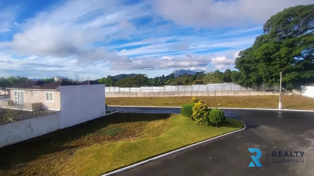 VENDO Casa, Diamantes De Gadiel, Carretera Santa Elena Barillas, Para Estrenar!! — Casa en Venta en Villa Canales, Guatemala, Ciudad — foto 2 de 8