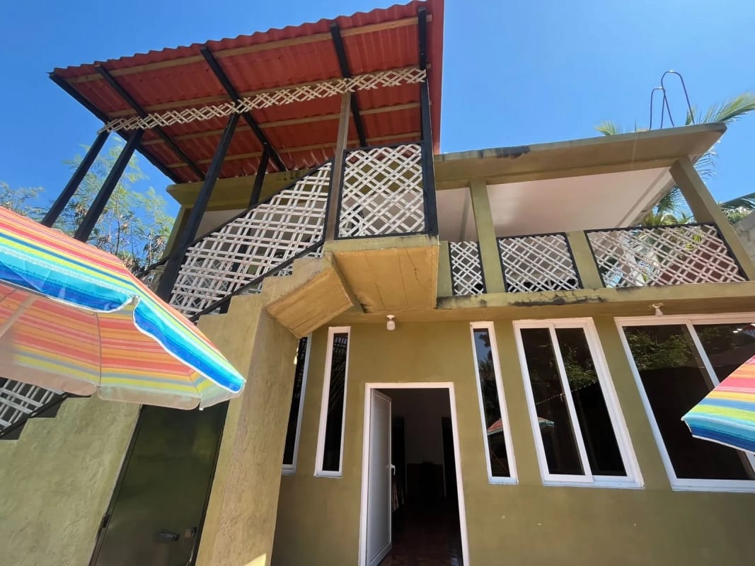 CASA AMUEBLADA EN VENTA MONTERRICO — Casa en Venta en Monterrico, Santa Rosa — foto 1 de 16