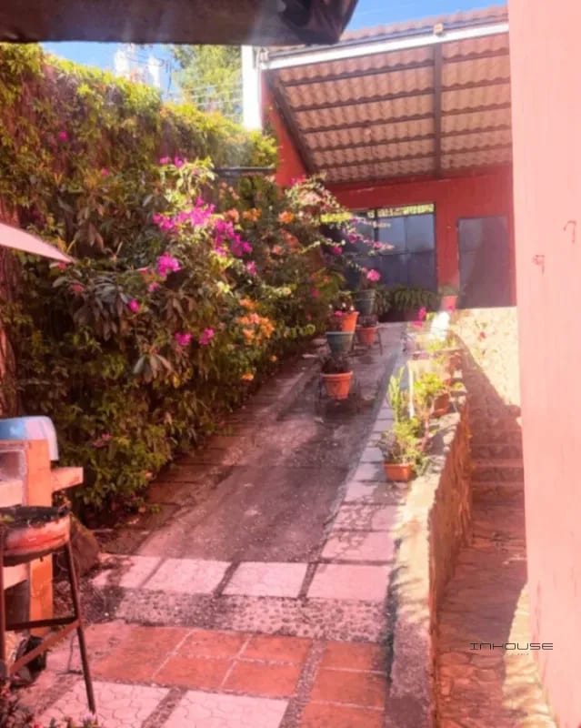 CASA EN VENTA EN SAN CRISTÓBAL LOMA REAL SECTOR A1 — Casa en Venta en Zona 8 Mixco, Guatemala, Ciudad — foto 3 de 9