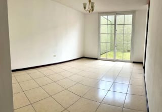 Casa en Venta, Residenciales Santa Mónica VI, Km. 16.5 Carretera a El Salvador — Casa en Venta en Carretera a El Salvador, Guatemala, Ciudad — miniatura 10 de 11
