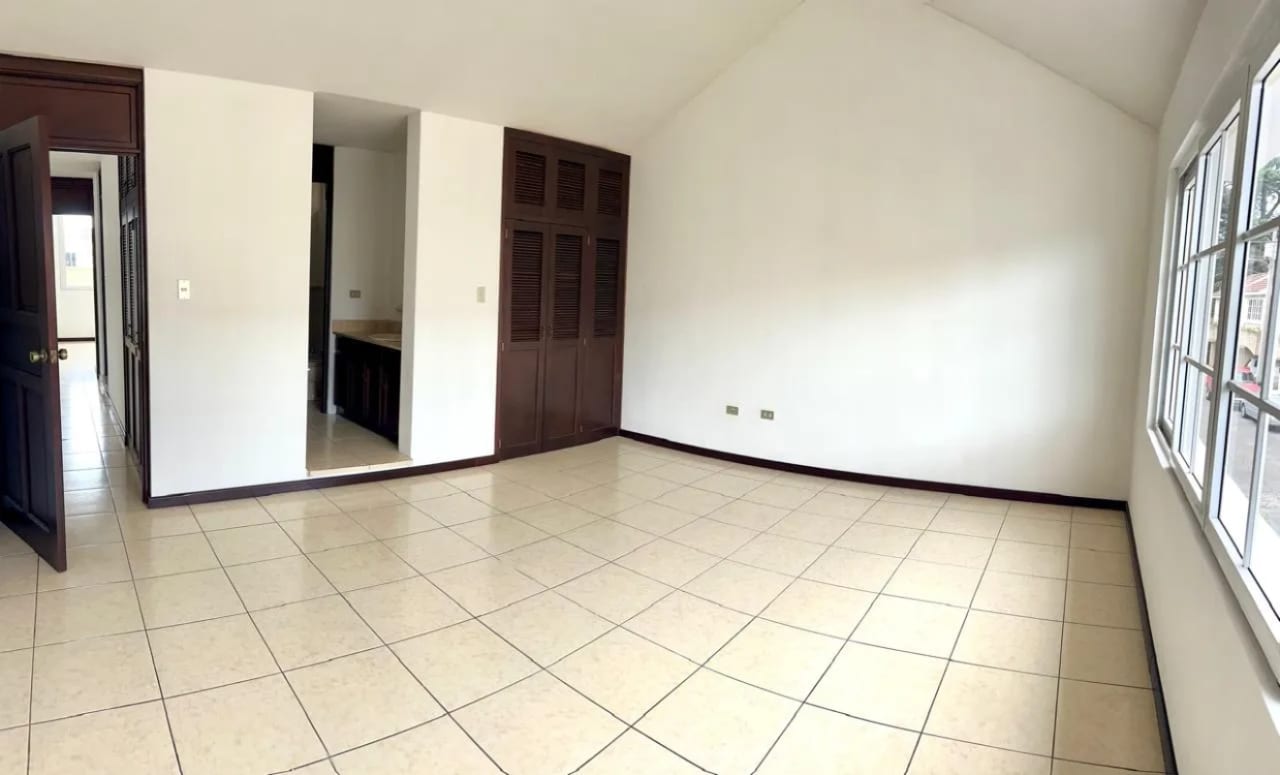 Casa en Venta, Residenciales Santa Mónica VI, Km. 16.5 Carretera a El Salvador — Casa en Venta en Carretera a El Salvador, Guatemala, Ciudad — foto 6 de 11