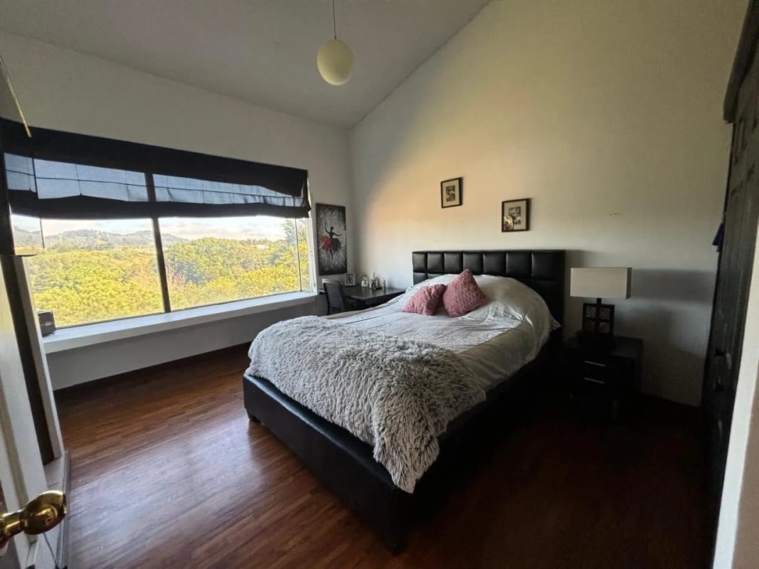 Preciosa casa en venta - Terravista Carretera a El Salvador — Casa en Venta en Terravista, Carretera a El Salvador, Guatemala, Ciudad — foto 12 de 17