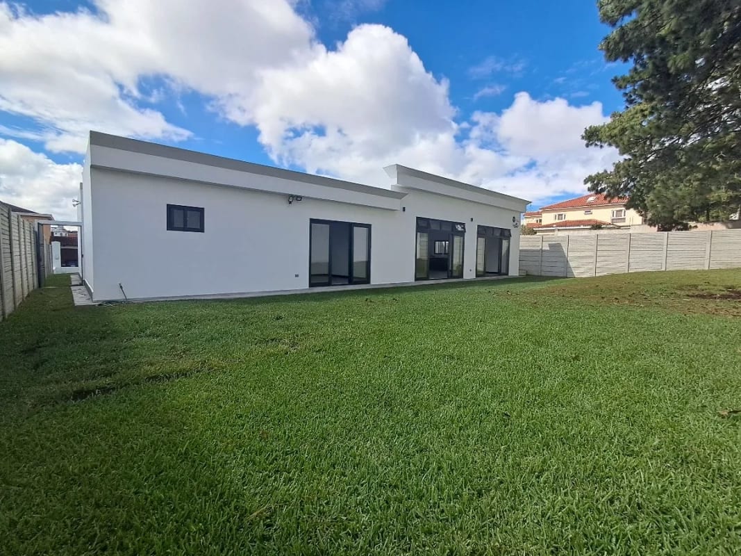 VENTA CASA NUEVA EN REAL DEL CAMPO KM 25.5 CES — Casa en Venta en Real del Campo, Carretera a El Salvador, Guatemala, Ciudad — foto 8 de 13