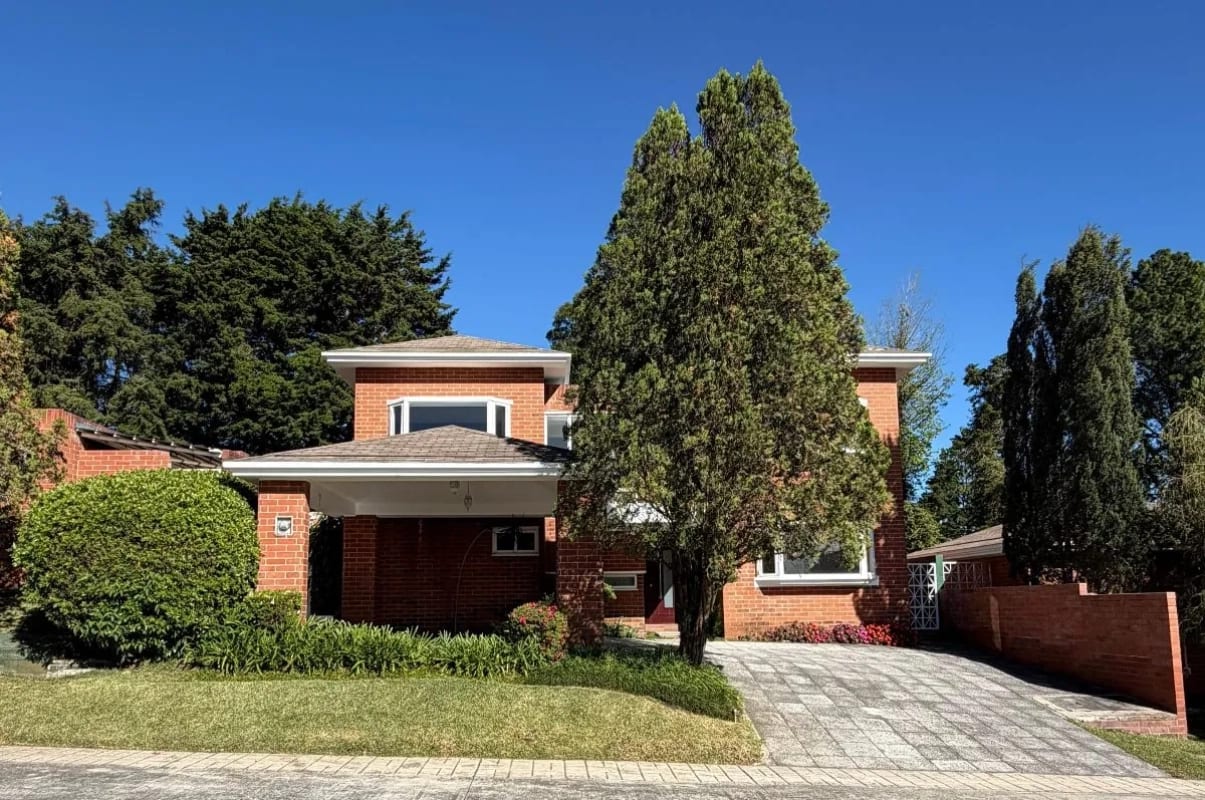 VENTA CASA EN COLINAS DE CASTEL KM 20.5 FRAIJANES — Casa en Venta en Colinas de Castel, Carretera a El Salvador, Guatemala, Ciudad — foto 1 de 12