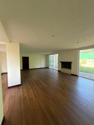 VENTA CASA EN COLINAS DE CASTEL KM 20.5 FRAIJANES — Casa en Venta en Colinas de Castel, Carretera a El Salvador, Guatemala, Ciudad — miniatura 11 de 12
