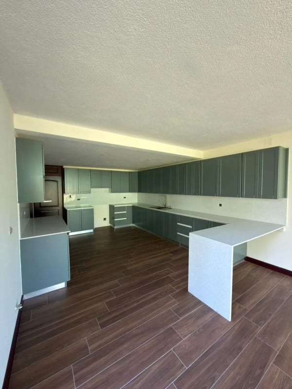 VENTA CASA EN COLINAS DE CASTEL KM 20.5 FRAIJANES — Casa en Venta en Colinas de Castel, Carretera a El Salvador, Guatemala, Ciudad — foto 6 de 12