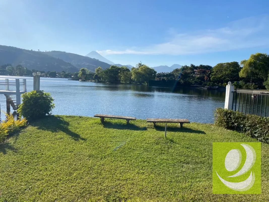 CHALET EN VENTA EN VILLA CANALES — Casa en Venta en Villa Canales, Guatemala, Ciudad — foto 1 de 8