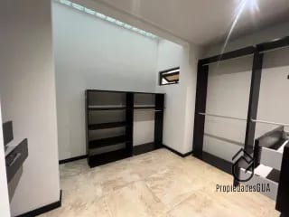 Casa con vista espectacular dentro de condominio en renta — Casa en Alquiler en Santa Catarina Pinula, Guatemala, Ciudad — miniatura 10 de 17