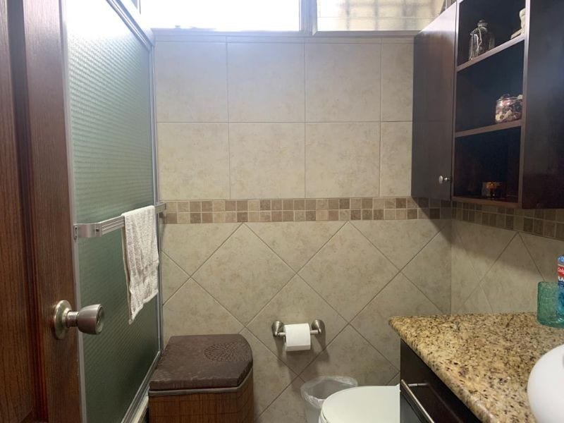LINDA CASA EN JARDINES DE LA ASUNCION SUR ZONA 5 — Casa en Venta en Jardines de La Asunción, Zona 5, Guatemala, Ciudad — foto 10 de 16