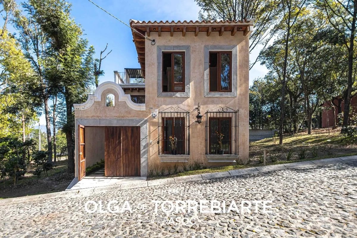 Casa en Antigua Gardens — Casa en Venta en Antigua, Sacatepéquez — foto 1 de 14
