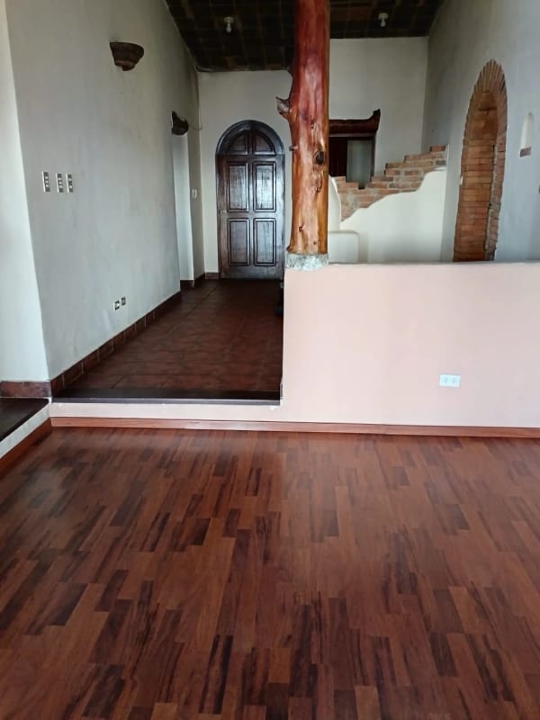Casa en venta con amplio terreno - Km. 20.5 Carretera a San José Pinula — Casa en Venta en San José Pinula, Carretera a El Salvador, Guatemala, Ciudad — foto 10 de 17