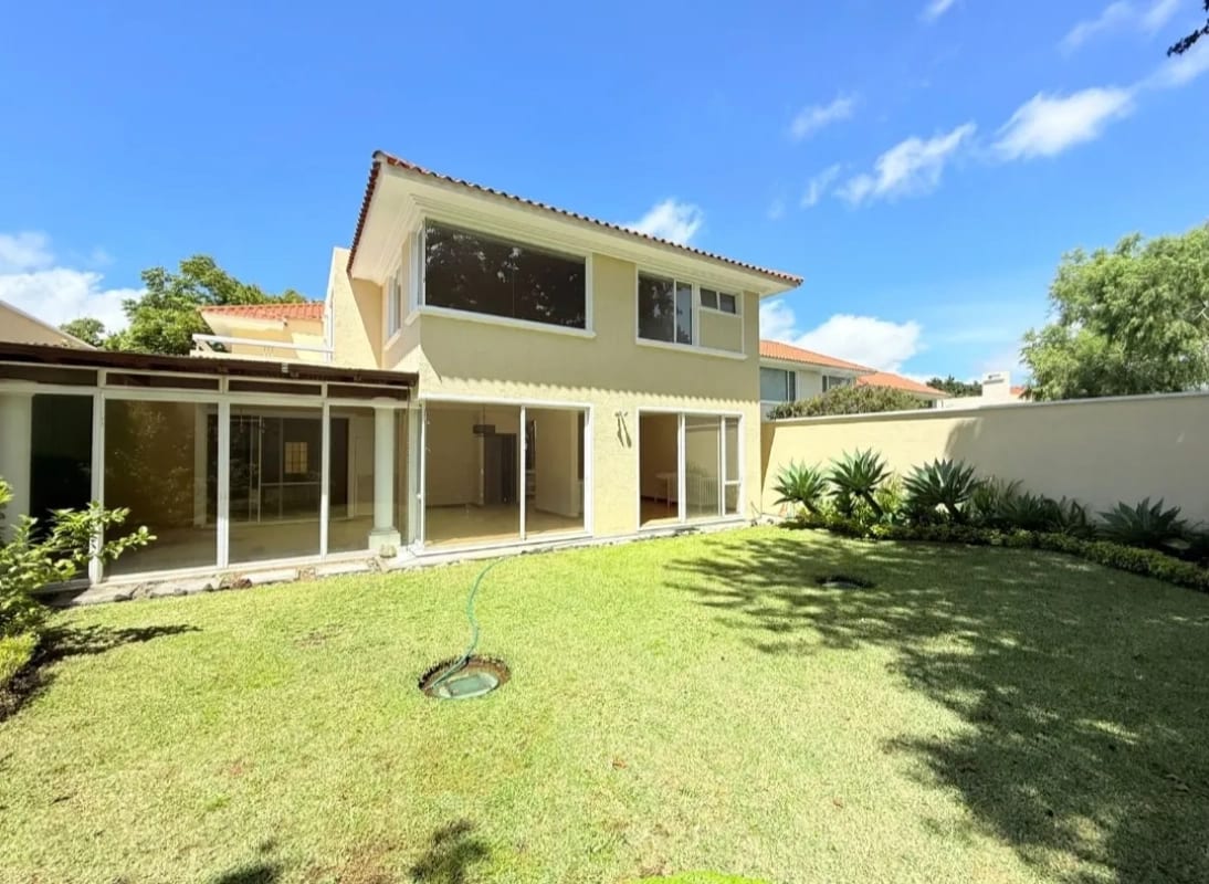 Vendo linda casa en Portal del Bosque Kms. 22.5 CAES — Casa en Venta en Portal del Bosque, Carretera a El Salvador, Guatemala, Ciudad — foto 17 de 17