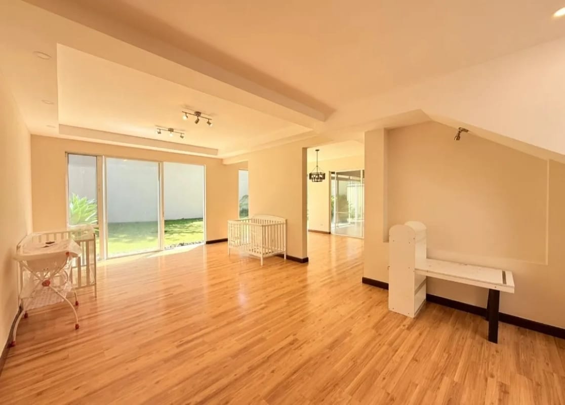 Vendo linda casa en Portal del Bosque Kms. 22.5 CAES — Casa en Venta en Portal del Bosque, Carretera a El Salvador, Guatemala, Ciudad — foto 10 de 17