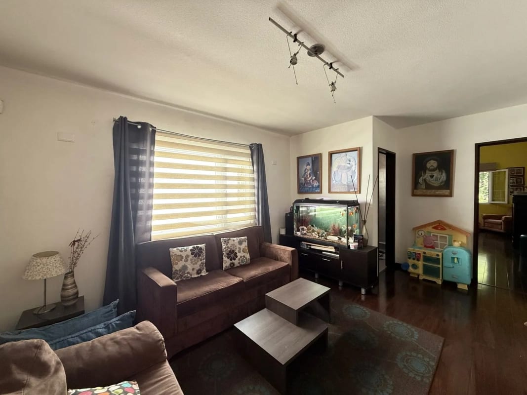 Vendo linda casa en La Fontana, km 25 CAES — Casa en Venta en La Fontana II, Carretera a El Salvador, Guatemala, Ciudad — foto 8 de 17