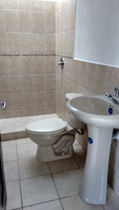 Venta amplia casa Km 30.5 Carr. El Salvador | Alamedas de Santo Domingo — Casa en Venta en Alamedas de Santo Domingo, Carretera a El Salvador, Guatemala, Ciudad — foto 9 de 16