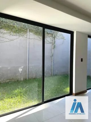 CASA EN ALQUILER – Condominio Danté Kanajuyú, Zona 16 — Casa en Alquiler en Zona 16, Guatemala, Ciudad — miniatura 12 de 15