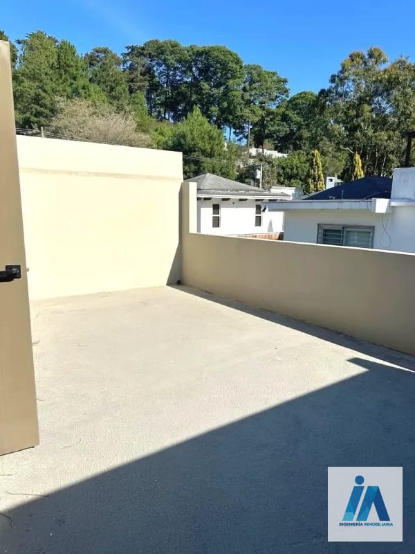 CASA EN ALQUILER – Condominio Danté Kanajuyú, Zona 16 — Casa en Alquiler en Zona 16, Guatemala, Ciudad — foto 4 de 15