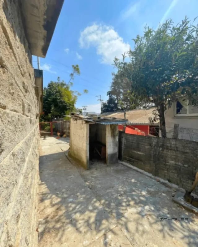 CASA EN VENTA EN SAN CRISTÓBAL DE UN NIVEL ESTILO GRANJA — Casa en Venta en Zona 8 Mixco, Guatemala, Ciudad — foto 2 de 11