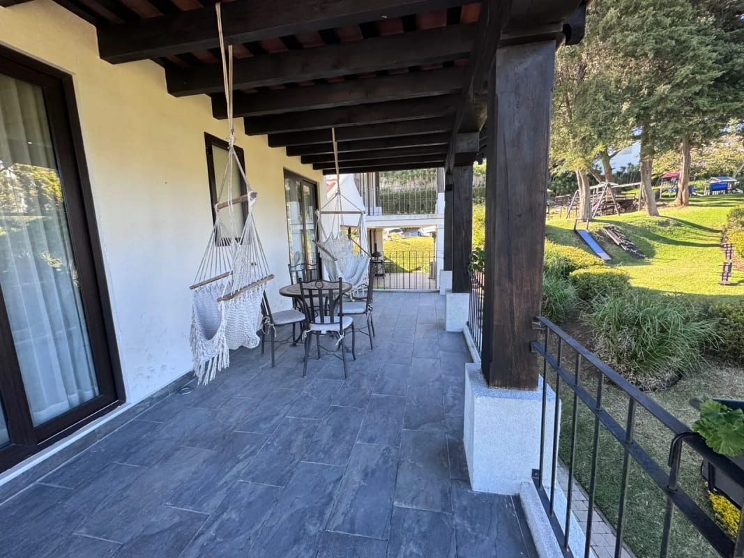 CASA EN VENTA CON PISCINA – LAZOS DE FRAIJANES; KM.20 CAES — Casa en Venta en Lazos de Fraijanes, Carretera a El Salvador, Guatemala, Ciudad — foto 8 de 15