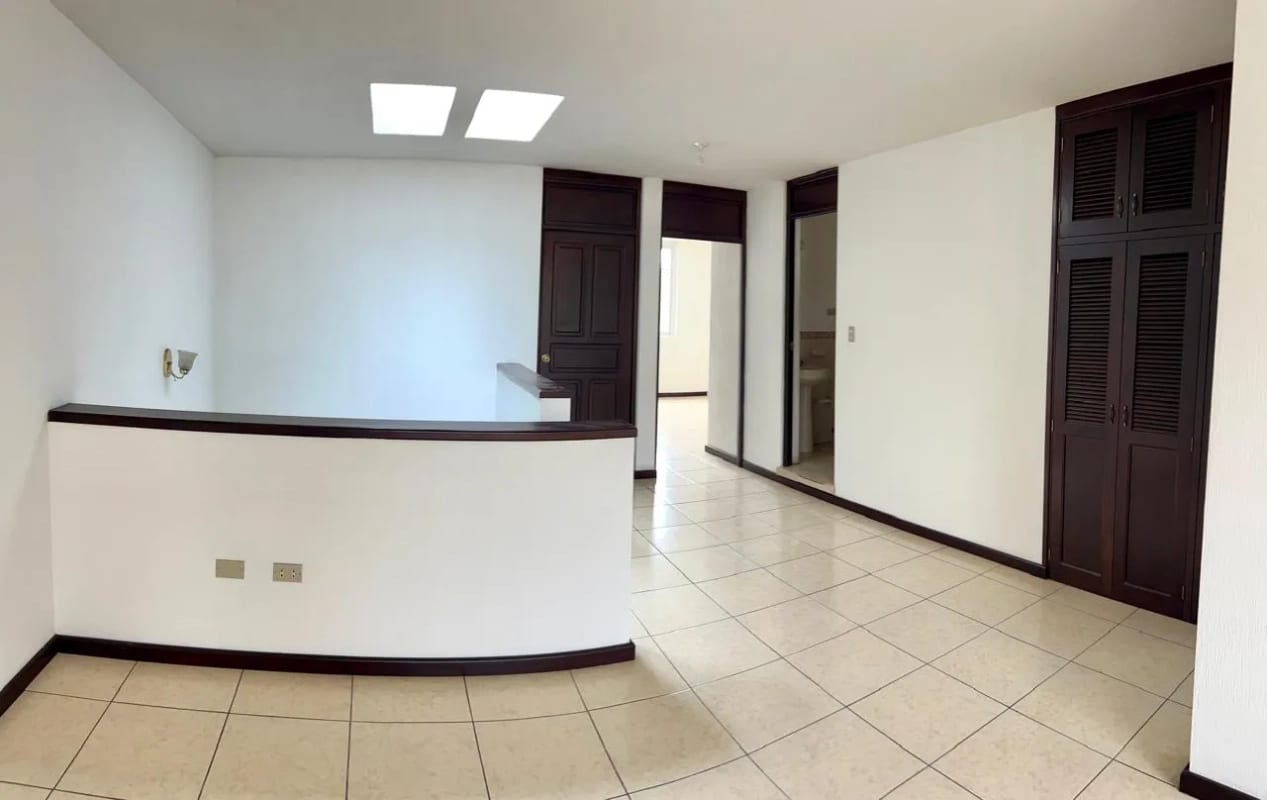 Casa en Venta, Km.16.5 Carretera Salvador — Casa en Venta en Carretera a El Salvador, Guatemala, Ciudad — foto 7 de 11