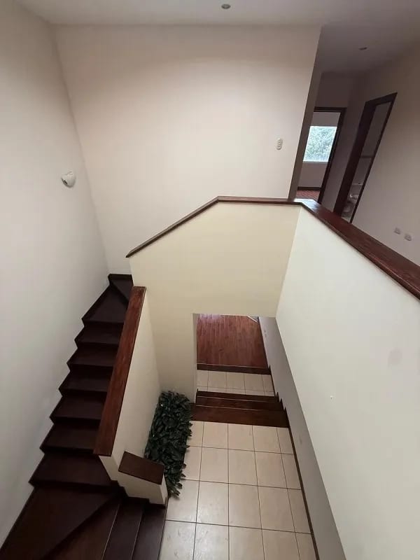 Alquiler de casa en La Rioja Carr. Salvador Km. 20.5 a Fraijanes — Casa en Alquiler en Fraijanes, Carretera a El Salvador, Guatemala, Ciudad — foto 7 de 14