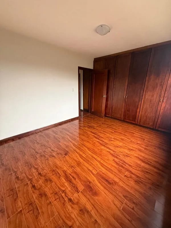 Alquiler de casa en La Rioja Carr. Salvador Km. 20.5 a Fraijanes — Casa en Alquiler en Fraijanes, Carretera a El Salvador, Guatemala, Ciudad — foto 3 de 14