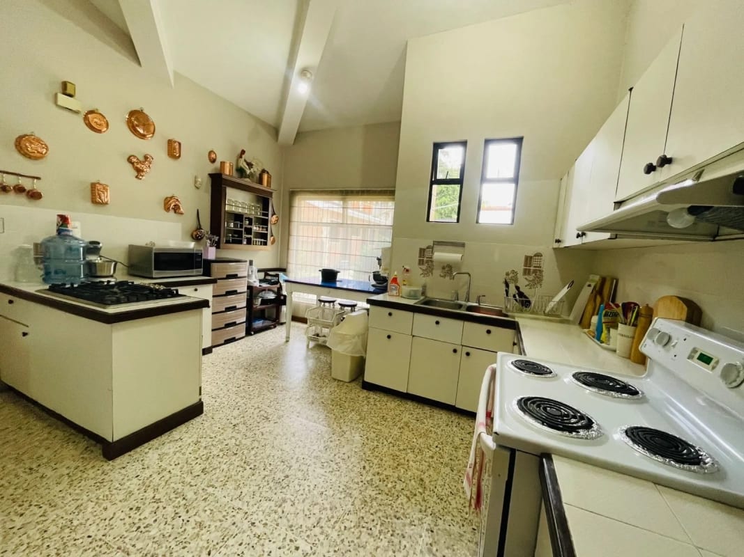 casa de un nivel, amplio jardin el socorro (+1) — Casa en Venta en El Socorro, Carretera a El Salvador, Guatemala, Ciudad — foto 5 de 7