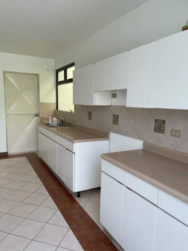 Casa en VENTA km. 15.5 Carretera a El Salvador — Casa en Venta en Carretera a El Salvador, Guatemala, Ciudad — foto 9 de 17